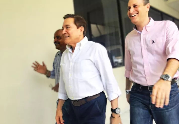 Laurentino Cortizo se reunió con productores en la provincia de Chiriquí. Foto de Twitter