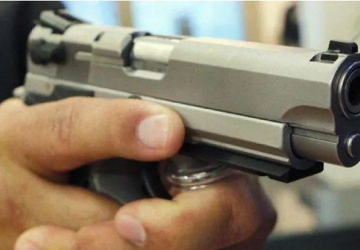 El niño de Nelson encontró la pistola y disparó accidentalmente a la nena en Nuevo México. Foto: EFE/ Ilustrativa. 