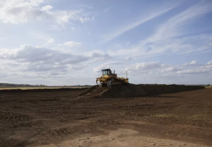 Ha iniciado la construcción de una fábrica de $2 mil millones, donde la empresa CATL realizará su producción de baterías. (Ksenia Kuleshova para The New York Times)