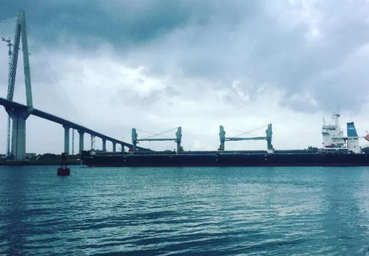 Obispo propone llamar el puente Carlos María Ariz. Foto: Diómedes Sánchez S.  