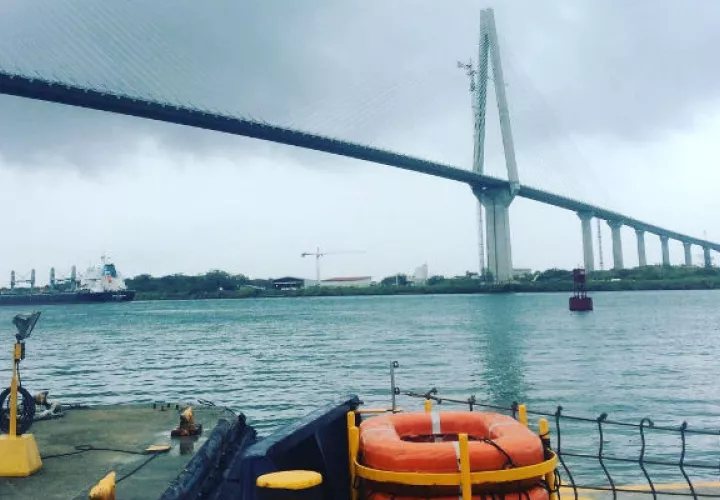 Obispo propone llamar el puente Carlos María Ariz. Foto: Diómedes Sánchez S.  