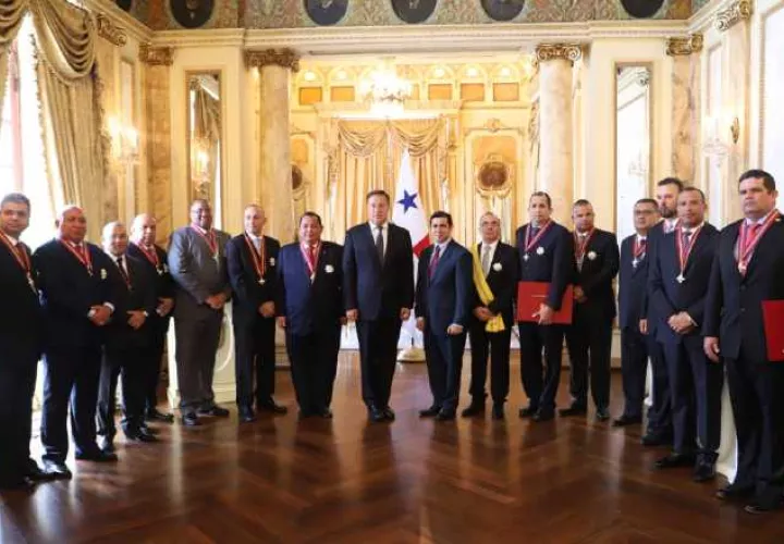 Altos cargos de los estamentos de seguridad del país. Presidencia