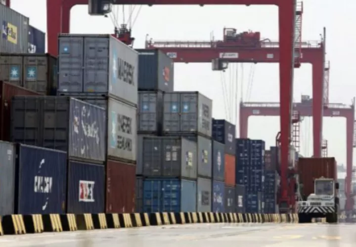 El puerto de Shanghai es uno de los más importantes de Asia.  Foto: EFE