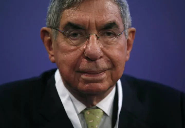 Óscar Arias, expresidente tico y premio Nobel de la Paz. Foto: AP.
