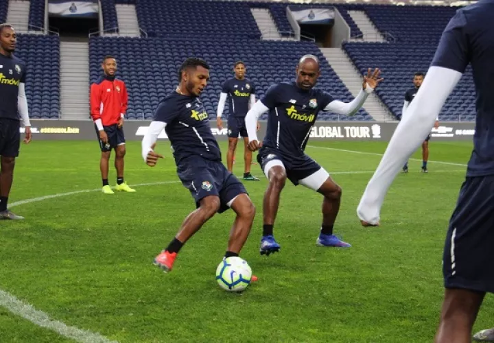 Quintero y Machado serán titulares.
