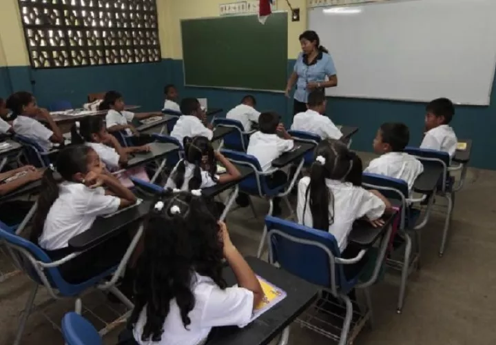 Para el ministro de Educación este programa ha crecido "a pasos agigantados", dejando "resultados positivos" en los cuatro años que lleva el Gobierno. Foto: Panamá América