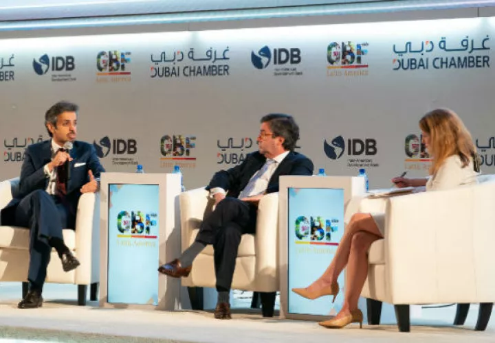 Panelistas invitados al Global Business Forum Latin America. Foto: Cortesía