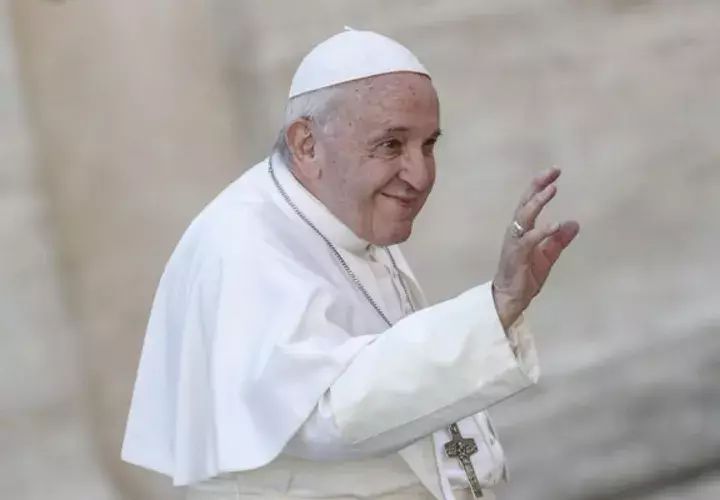 El papa hace un  llamado para que se tome en cuenta el octavo mandamiento. FOTO/EFE