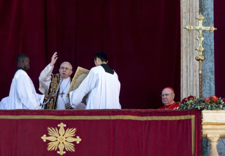 Deseó que en esta Navidad "redescubramos los nexos de fraternidad que nos unen como seres humanos y vinculan a todos los pueblos".
