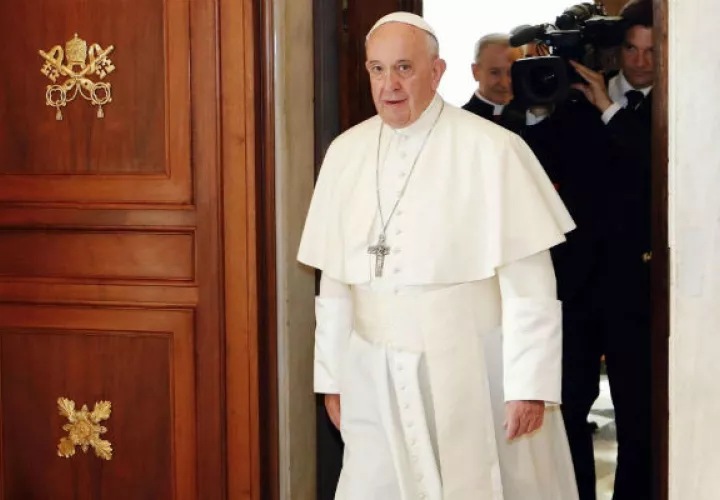 Los informes sobre los obispos "siempre se pueden enviar a la Santa Sede, directamente o a través del Representante Pontificio", añade el documento.