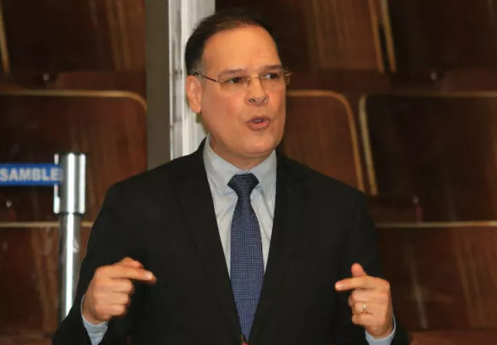 Diputado y secretario general del PRD, Pedro Miguel González. 