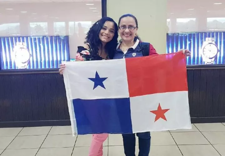 Panamá está muy bien representada en la 8a Bienal Internacional de Arte de Beijing, China. Por Tatiana Santos y Linda Maquivar, de APAP. Foto: Facebook 