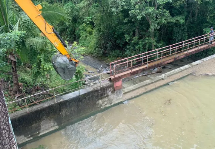 El Idaan pide hacer uso racional y adecuado del agua potable. Foto: José Vásquez.