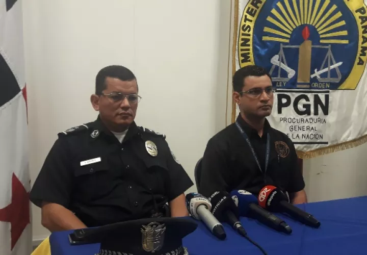 Para este viernes se tiene previsto que se realice el acto de audiencia al menor de 15 involucrado en este robo a pasajeros del bus David Puerto Armuelles, donde se legalice la aprehensión, se imputen cargos y se aplique una medida cautelar. Foto/Mayra Madrid