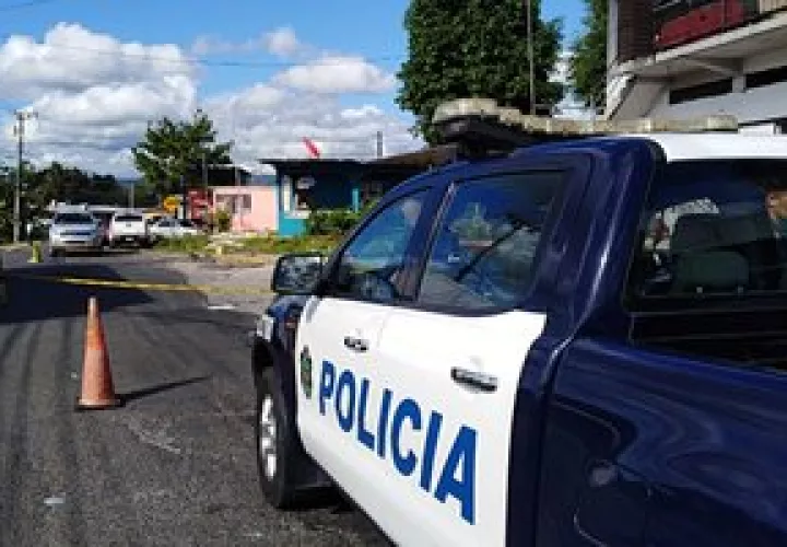 Agentes de la DIJ pasaban por la zona cuando un hombre disparó contra otro en Santa Marta. Foto: Policía Nacional.