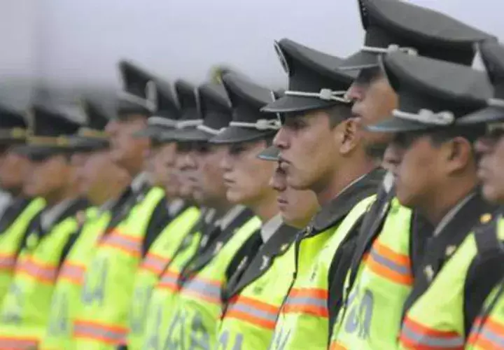 La Policía, con ayuda de militares, logró controlar la situación, aunque las fuerzas del orden vigilan la ciudad, según las fuentes.