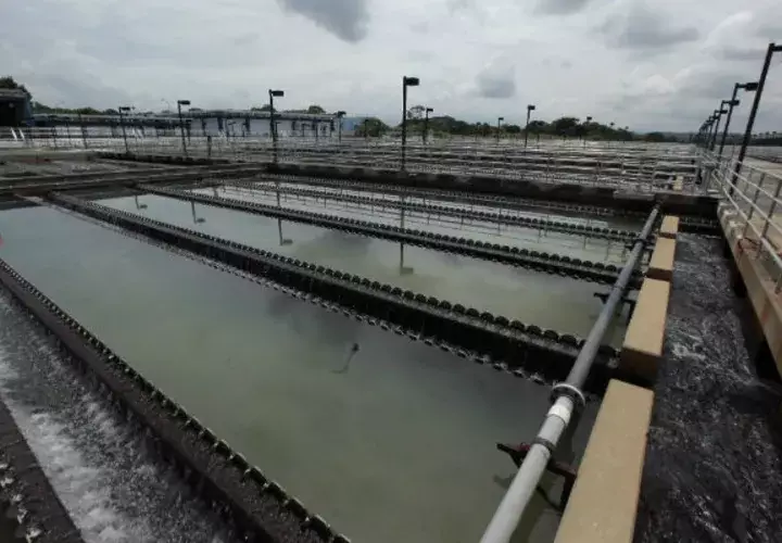 El suministro de agua estará suspendido en toda la ciudad capital. Foto: Archivo