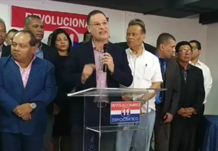 El planteamiento del PRD fue una respuesta a la conferencia del Ministerio Público hace una semana. Internet