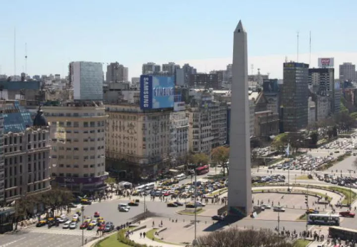 Argentina "siempre está muy expuesta a los mercados financieros internacionales" porque su mercado local es muy pequeño. /Foto: Cortesía
