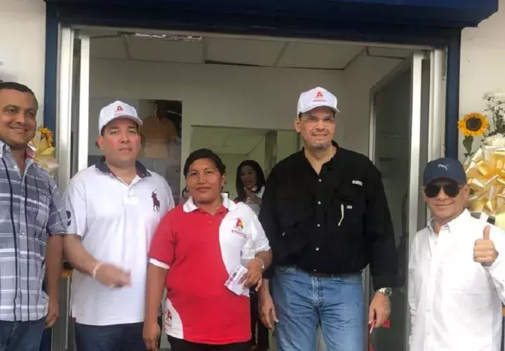 Tres aspirantes se disputan su candidatura del partido Alianza en las elecciones primarias.
