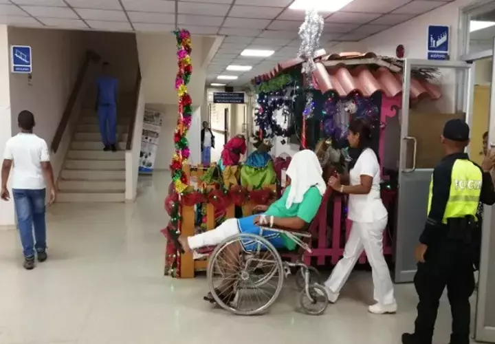 Audiencia se efectuó en una sala de conferencia del hospital. Eric Montenegro