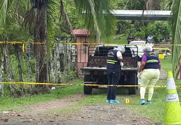 Residentes de la comunidad de El Roble reclaman mayor vigilancia en la comunidad y aseguran estar sorprendidos por este hecho  de sangre.