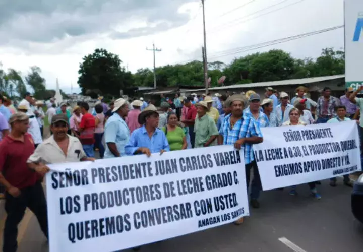 Los productores aseguran que el presidente Juan Carlos Varela no les ha cumplido.