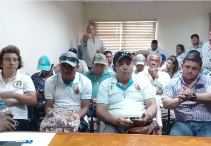El pasado martes varios productores fueron detenidos en el sector de Divisa por el cierre de calle que se registró al exigirle al Gobierno Nacional una respuesta a sus peticiones.