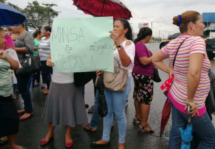 Los manifestantes bloquearon el paso por la Interamericana. Foto: Eric A. Montenegro.