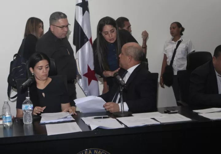La comisión de Trabajo prohijó ayer el anteproyecto de ley No.32. Foto de Víctor Arosemena