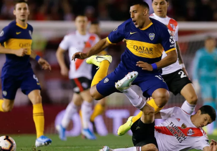 Ramón 'Wanchope' Ábila durante el partido de Boca Juniors ante River Plate por la Copa Libertadores. Foto EFE