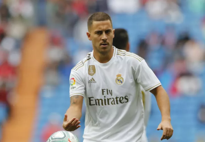 Eden Hazard estuvo cerca de anotar. Foto AP
