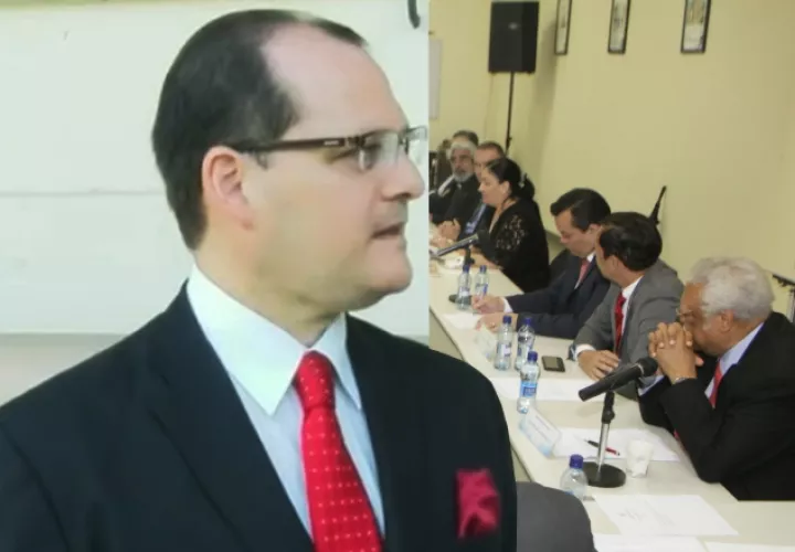 Roberto Ruiz Díaz presentó la advertencia. Fotos de Víctor Arosemena