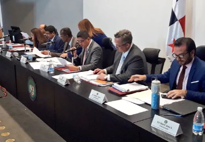 Se anunció que el Gobierno también atenderá, en paralelo, otros proyectos. Foto de Twitter