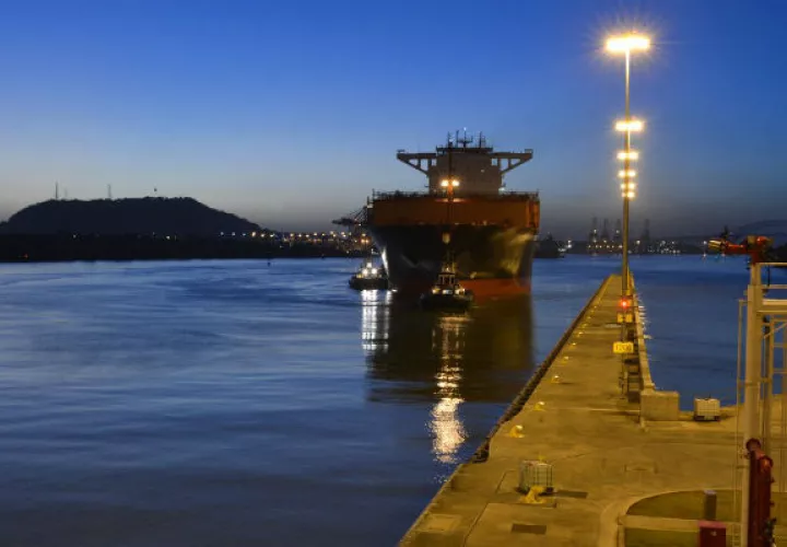 La Visión Marítima País 2019-2024 propone cambiar la estructura que rige el registro de naves panameñas. Foto: Canal de Panamá.