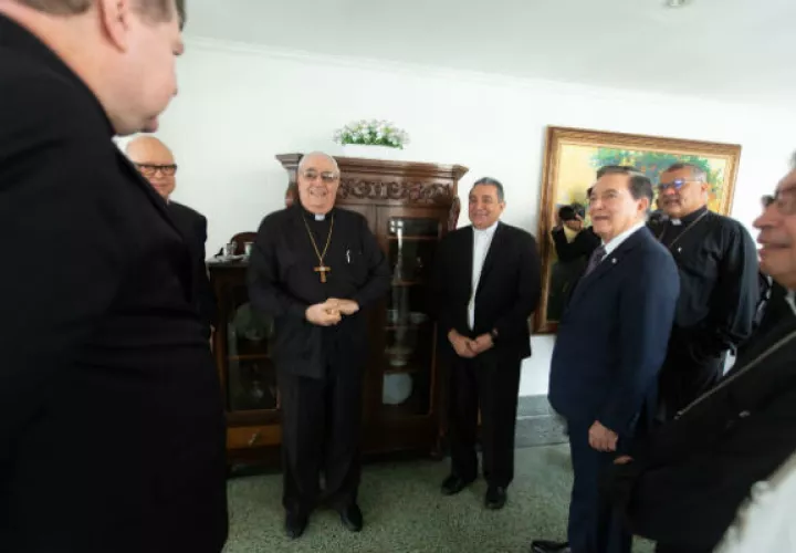 Las principales figuras de la Iglesia católica se reunieron con el presidente Laurentino Cortizo.