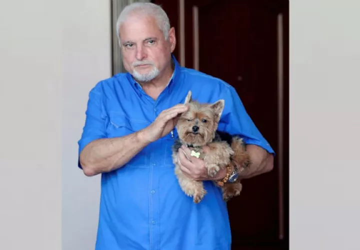 El expresidente Ricardo Martinelli actualmente tiene medida cautelar de depósito domiciliario.