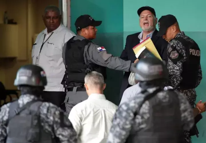 La ansiedad está provocando fallas en el corazón del expresidente y nunca se habló de suicidio. EFE