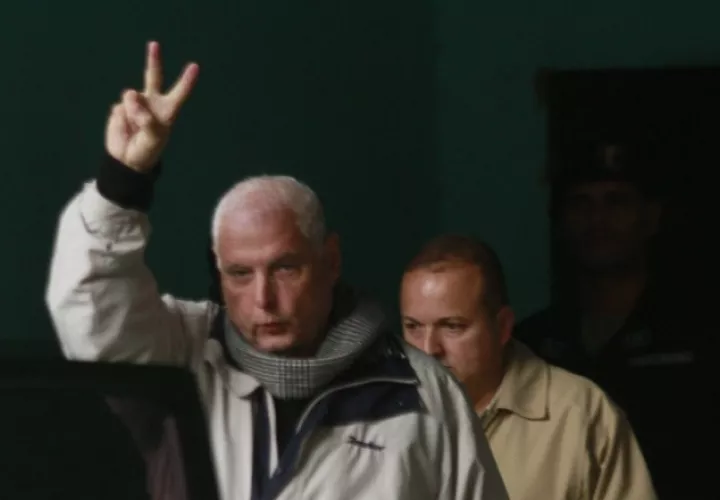 El expresidente de la República Ricardo Martineli a su salida del Sistema penal Acusatorio (SPA). Foto/Archivos