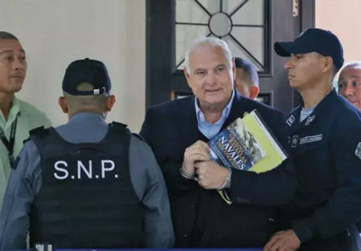Se organiza manifestación pacífica durante audiencia de fianza.  Archivo