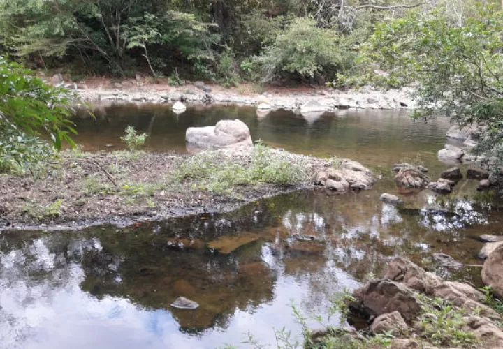 Dos niñas mueren ahogadas en el río Cuay en Santa Fe de Veraguas. Foto: Ministerio Público.