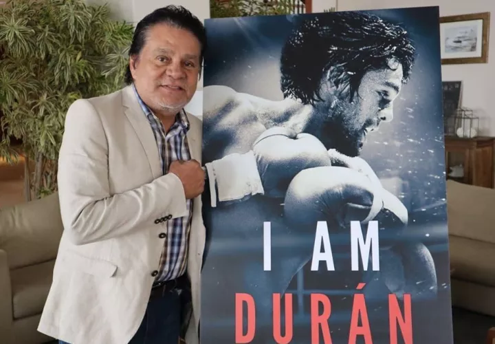 Roberto "Mano de Piedra" Durán, de 68 años de edad, fue campeón mundial de boxeo en cuatro categorías diferentes.  