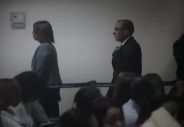 El exsecretario del Consejo de Seguridad Rolando López rinde testimonio en caso de los pinchazos.