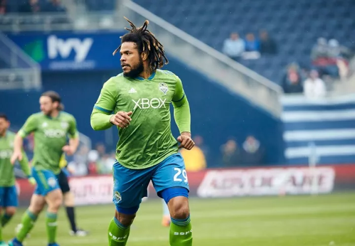 Román Torres está triste.
