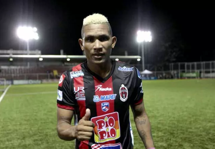 Ronaldo Dinolis está listo para un nuevo reto internacional. Foto Anayansi Gamez
