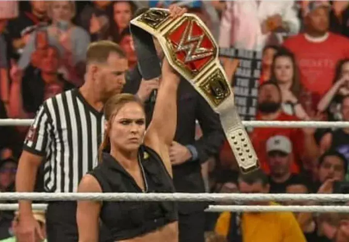 Ronda Rousey está actualmente en la WWE. Foto @rondarousey