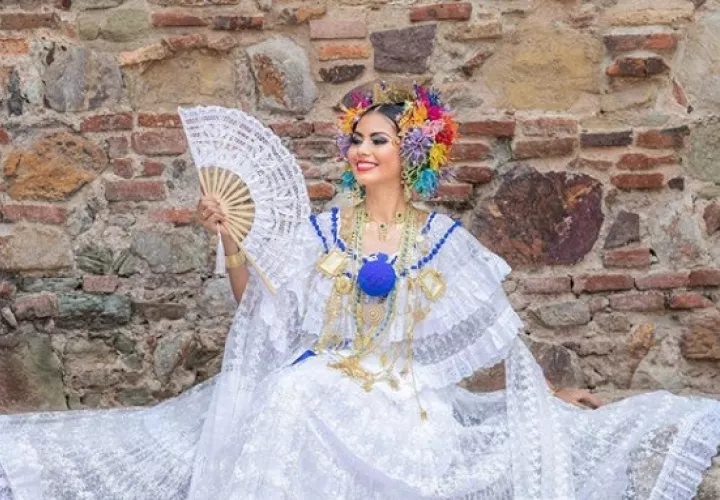 Rosa Iveth Montezuma.