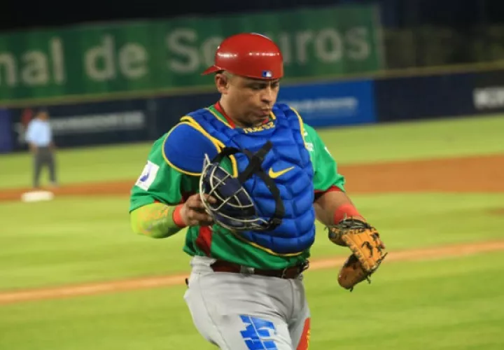 Ruiz aportó en la victoria chiricana.