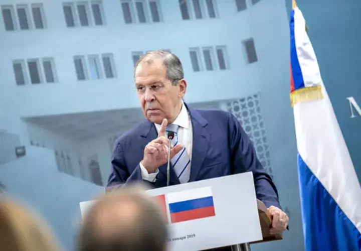 El ministro de Asuntos Exteriores, Serguéi Lavrov, precisa que están dispuestos a ayudar a Venezuela.