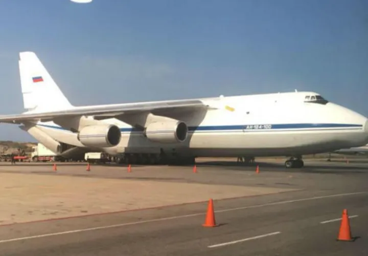 Sobre la nueva presencia de aviones militares rusos en Caracas ninguna autoridad venezolana se ha pronunciado aún.